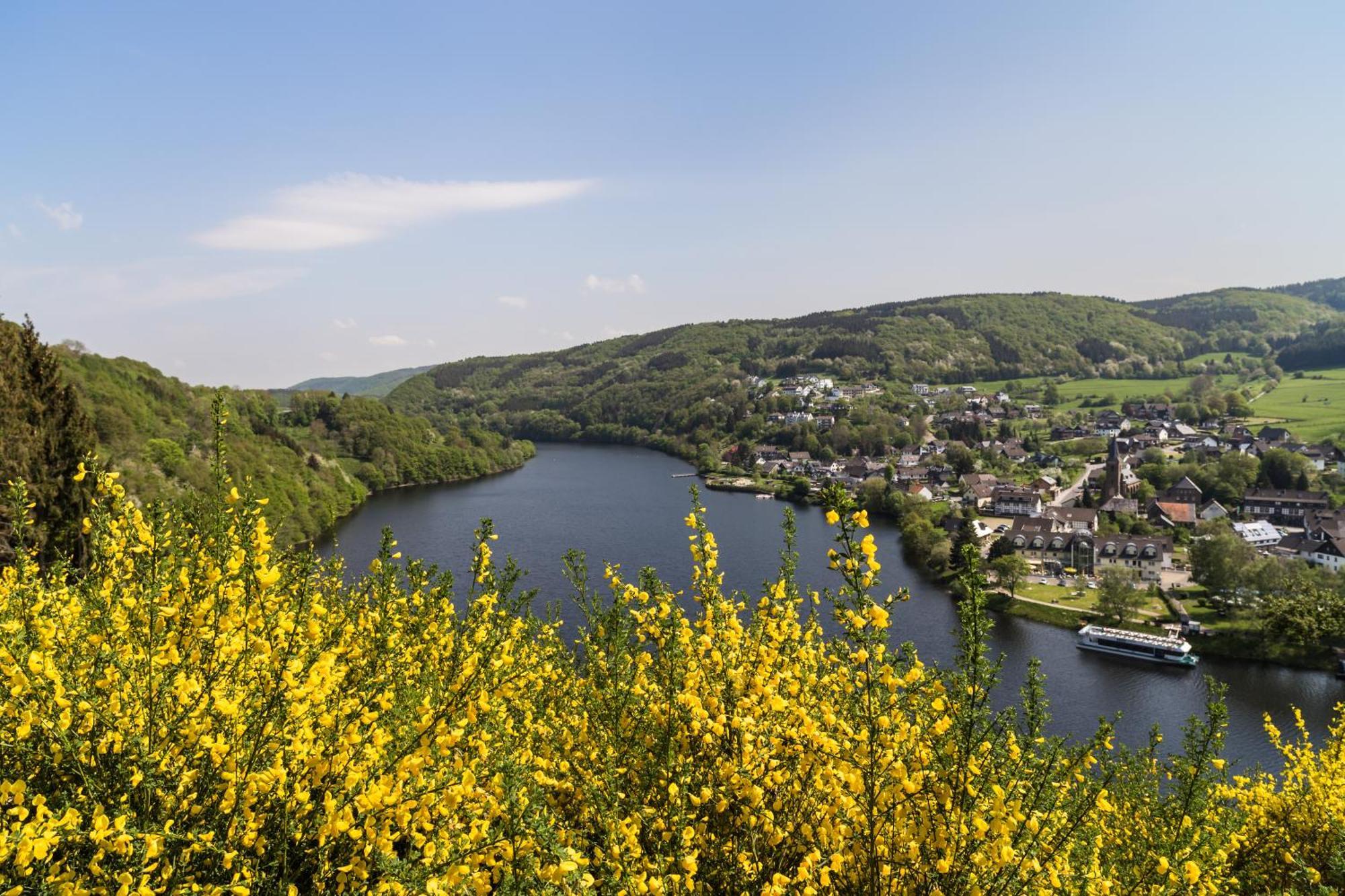 Garni Hotel Im Fachwerkhof ซิมเมอร์อาท ภายนอก รูปภาพ