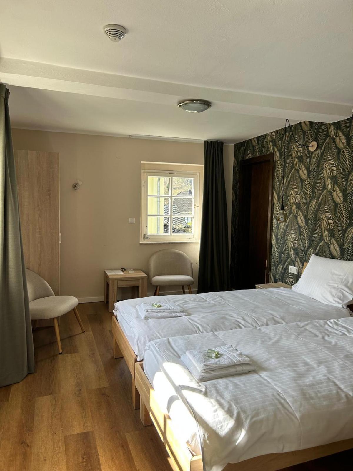 Garni Hotel Im Fachwerkhof ซิมเมอร์อาท ห้อง รูปภาพ
