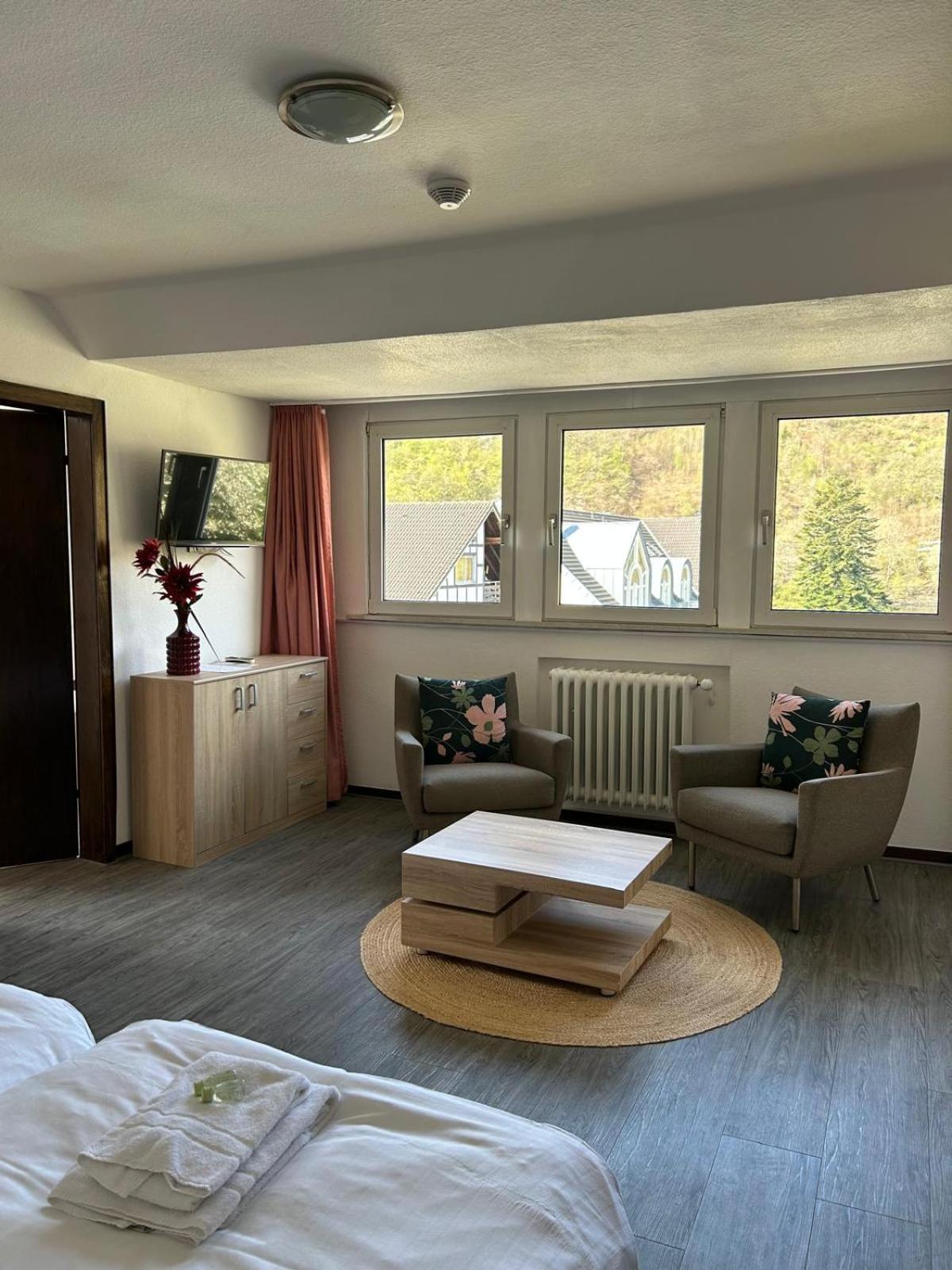 Garni Hotel Im Fachwerkhof ซิมเมอร์อาท ห้อง รูปภาพ